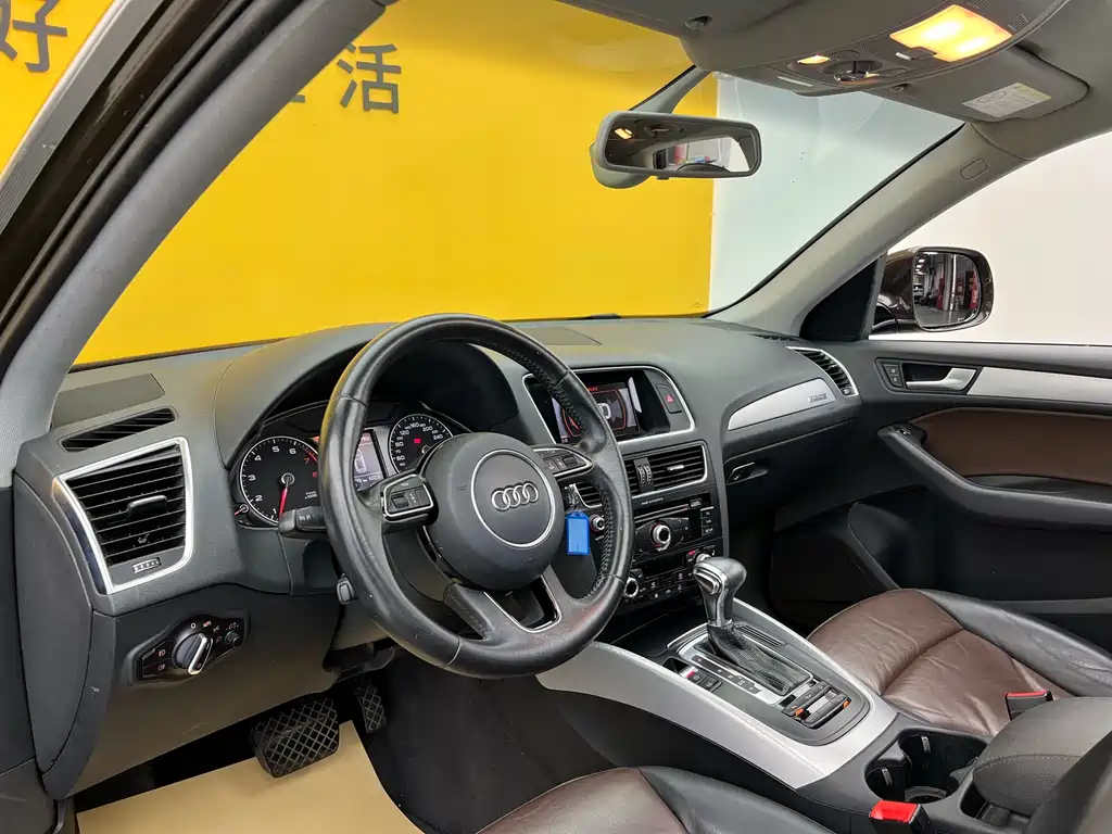 Audi Q5 2016 40 TFSI Technical Edition