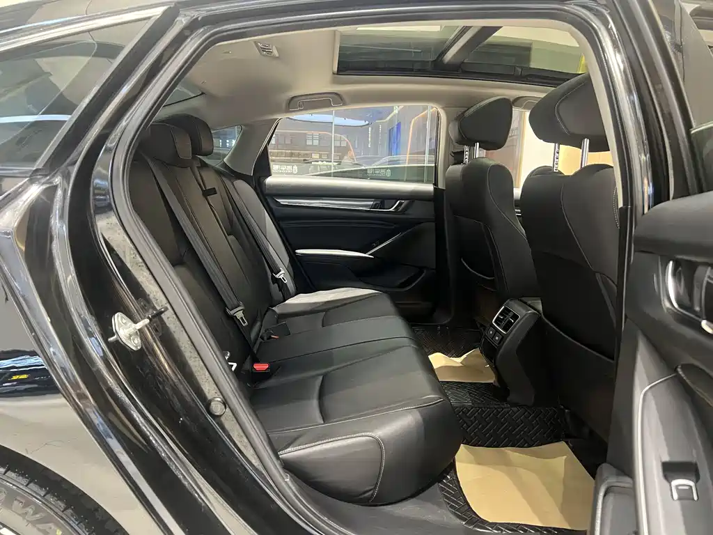 Accord 2022 260TURBO Phantom Night Premium Edition