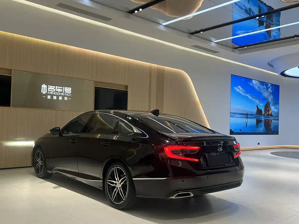 Accord 2022 260TURBO Phantom Night Premium Edition