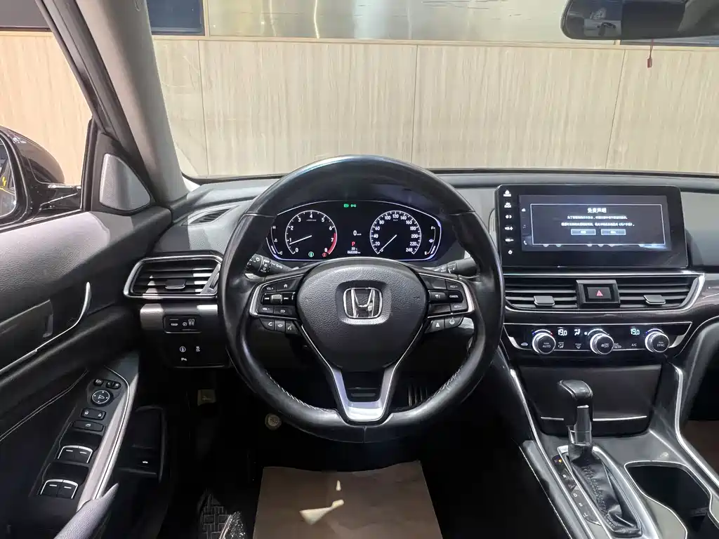 Accord 2022 260TURBO Phantom Night Premium Edition