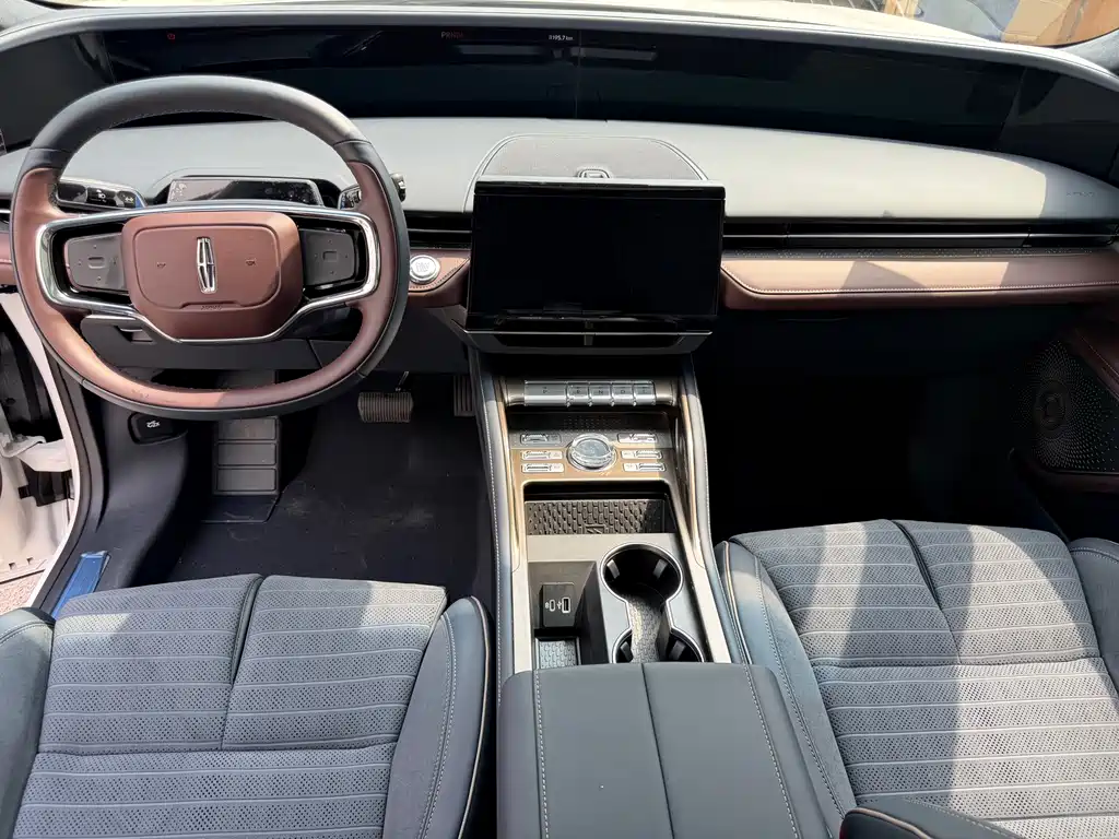 Lincoln Nautilus 2025 2.0T AWD President Hybrid Edition