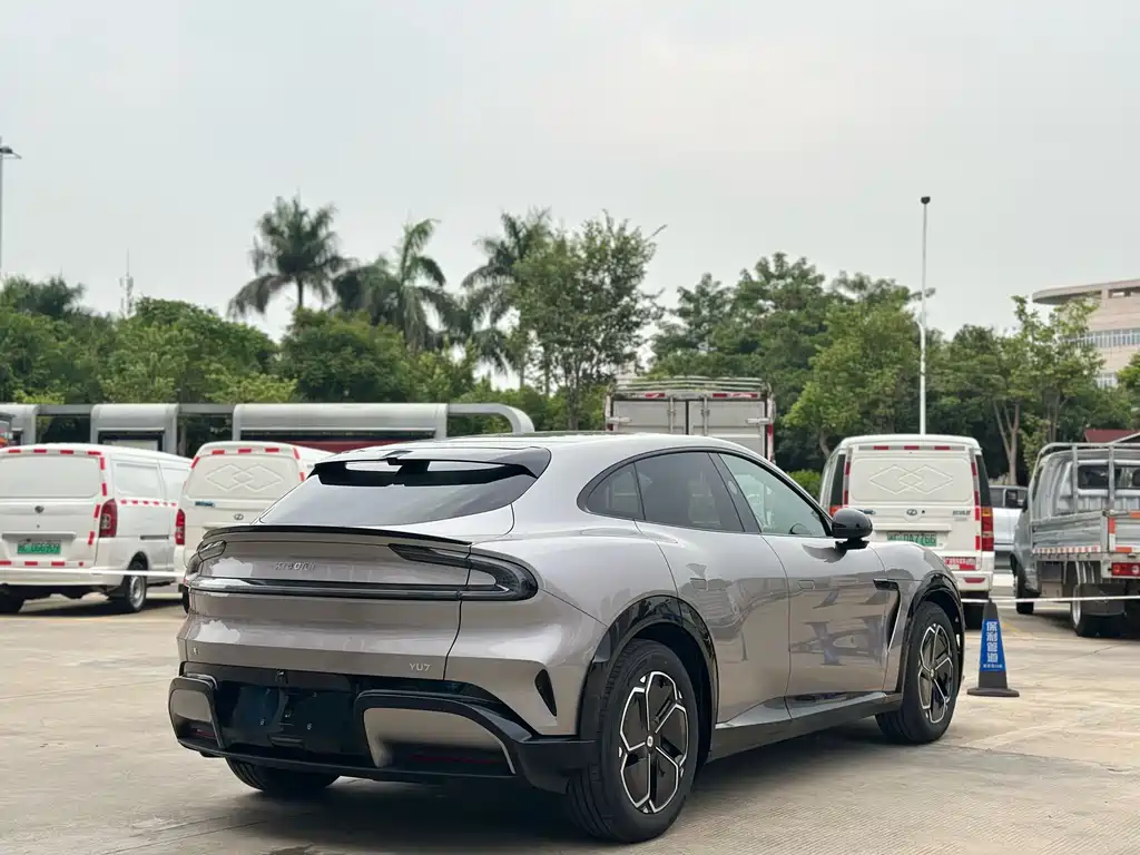 Xiaomi YU7 2025 Long-Range AWD Pro