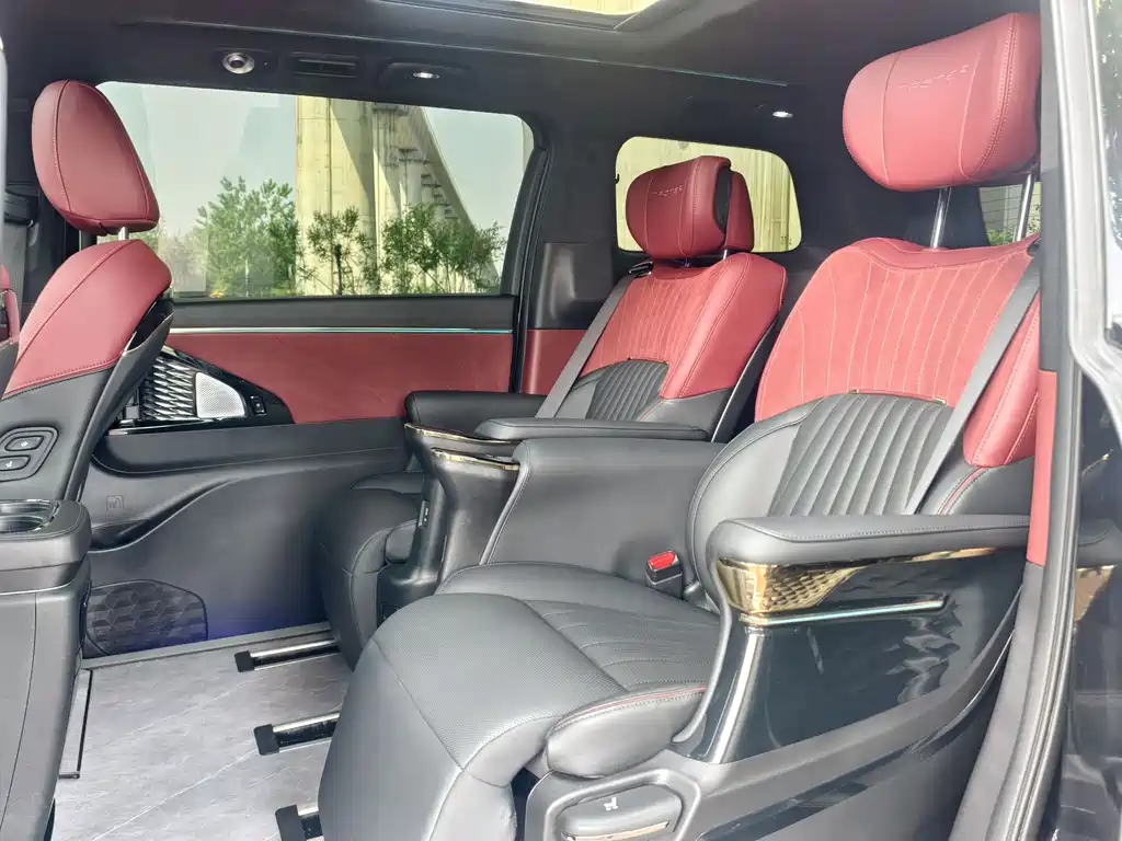 GAC Trumpchi M8 2024 Grandmaster Series 400T Supreme Edition