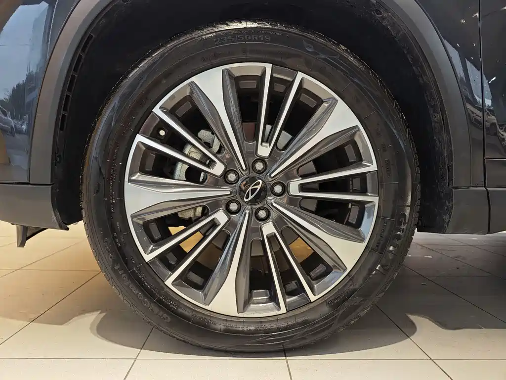 Chery Tiggo 8 PLUS 2024 Champion Edition 290TGDI DCT Luxury Edition 7-Seater