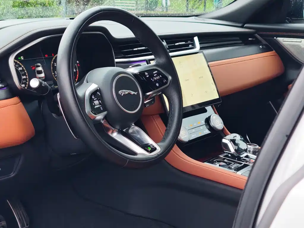 Jaguar XFL 2024 2.0T P300 AWD Flagship Sport Edition