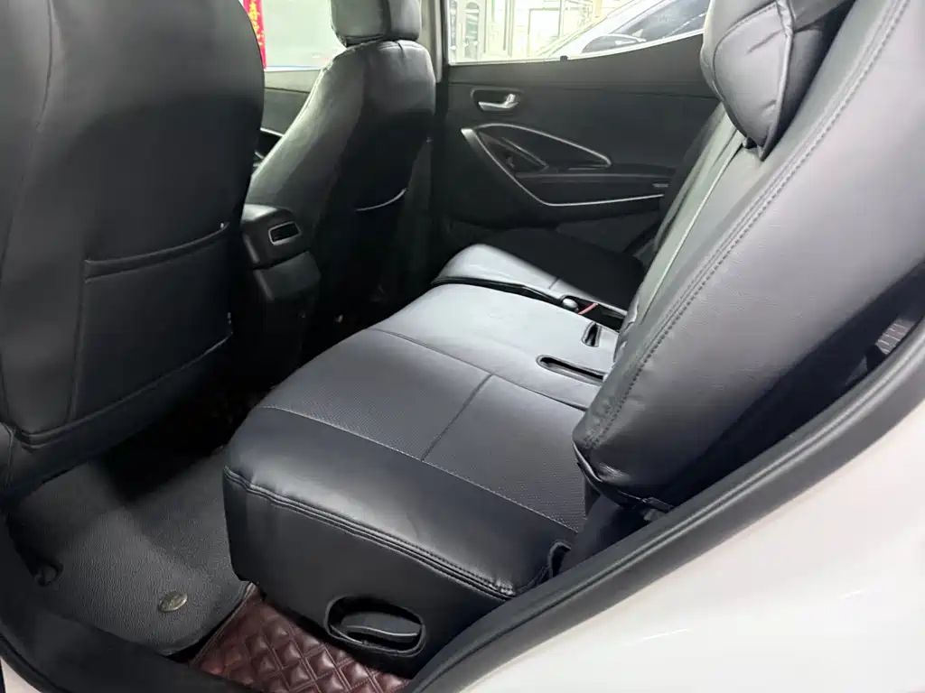 Santa Fe 2015 2.0T Automatic AWD Smart Type 5-Seater