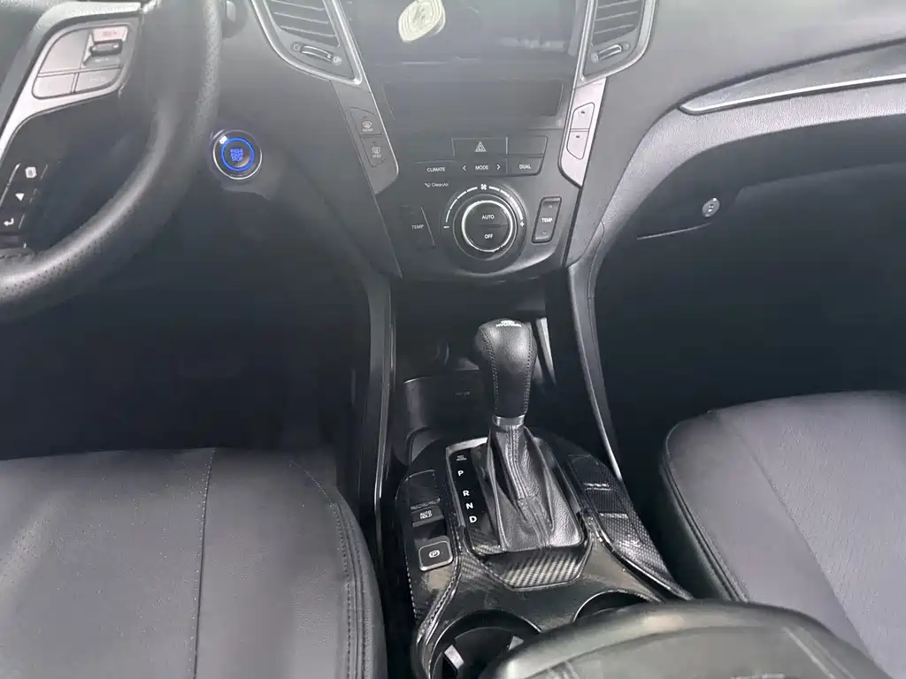 Santa Fe 2015 2.0T Automatic AWD Smart Type 5-Seater