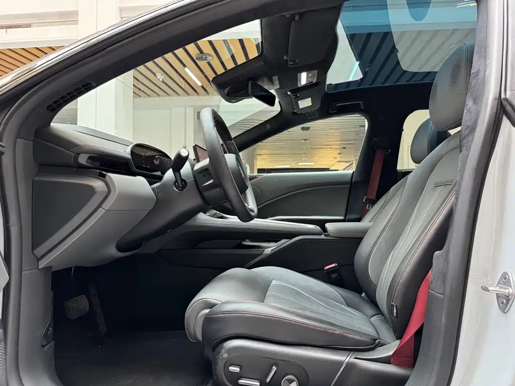 Zeekr 007GT 2025 AWD Intelligent Driving Edition 75kWh