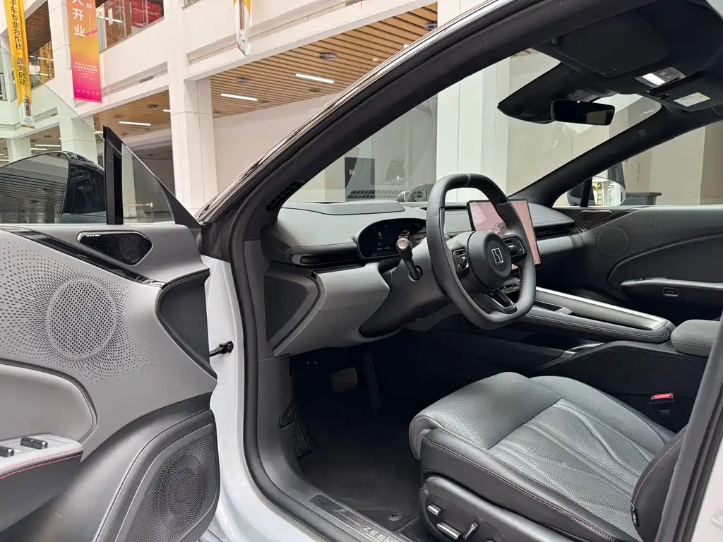 Zeekr 007GT 2025 AWD Intelligent Driving Edition 75kWh