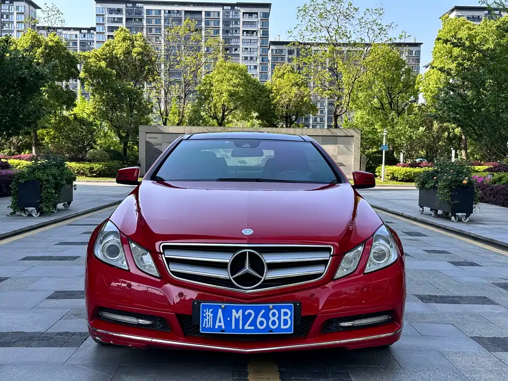 Mercedes-Benz E-Class (Import) 2011 E 260 CGI Coupe