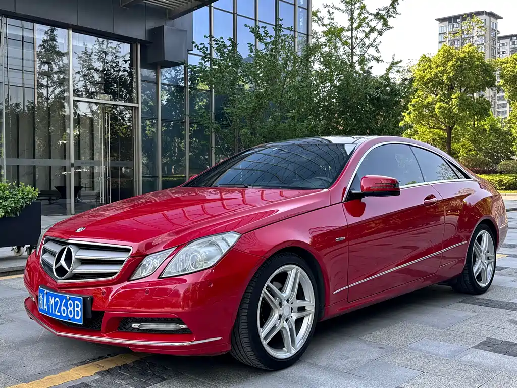 Mercedes-Benz E-Class (Import) 2011 E 260 CGI Coupe