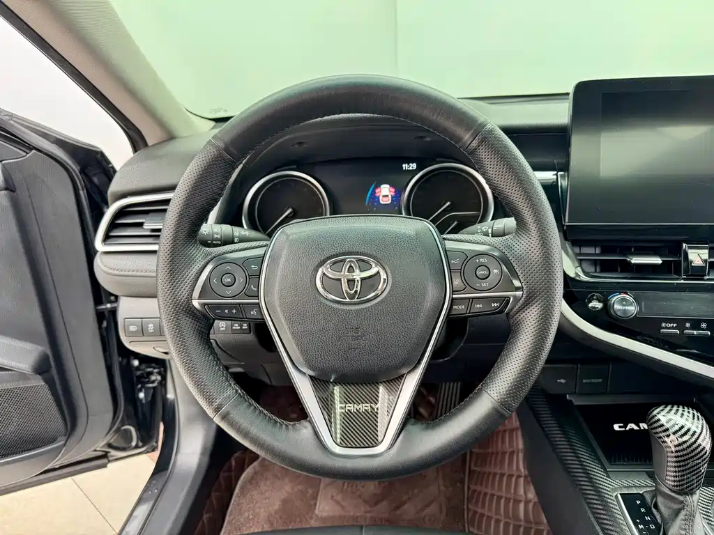 Camry 2021 2.0G Luxury Edition