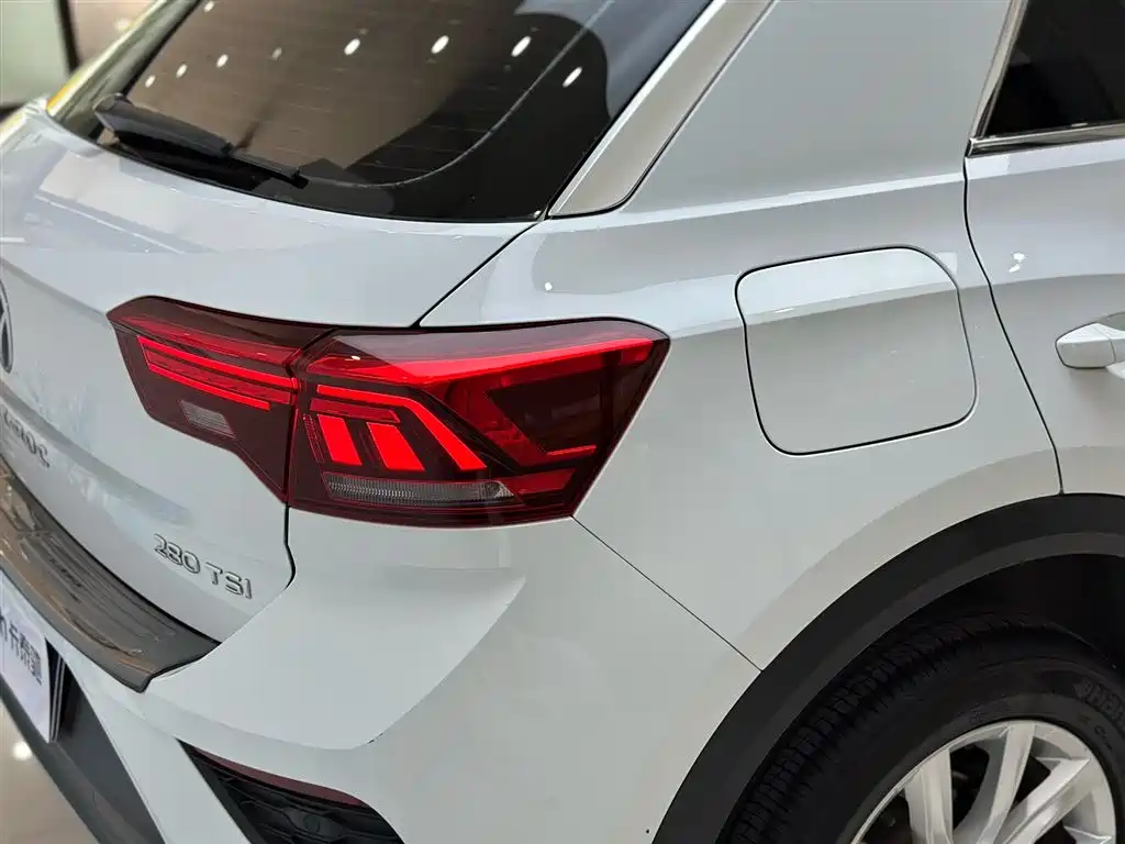 T-ROC 2021 Facelift 280TSI DSG FWD Comfort Connected Edition