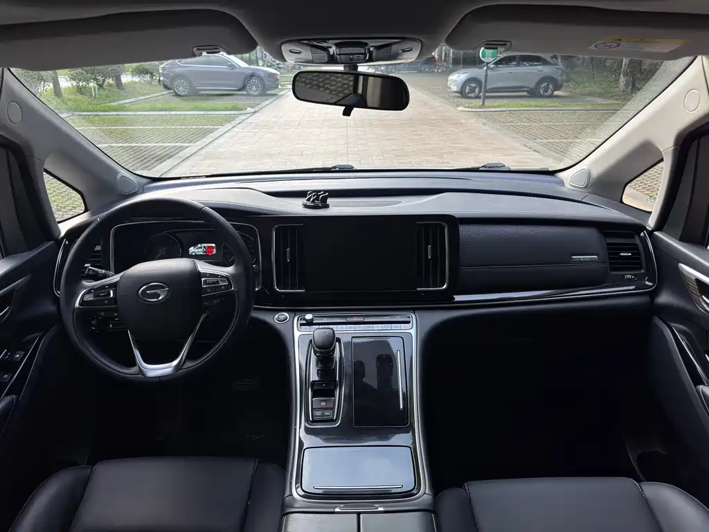 GAC Trumpchi M8 2023 Lingxiu Series 390T Luxury Edition