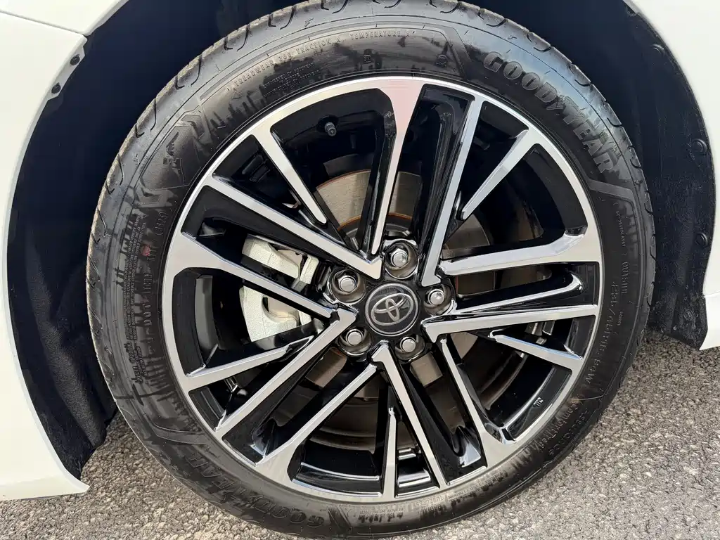 Camry 2026 Hybrid 2.0HG Premium Edition