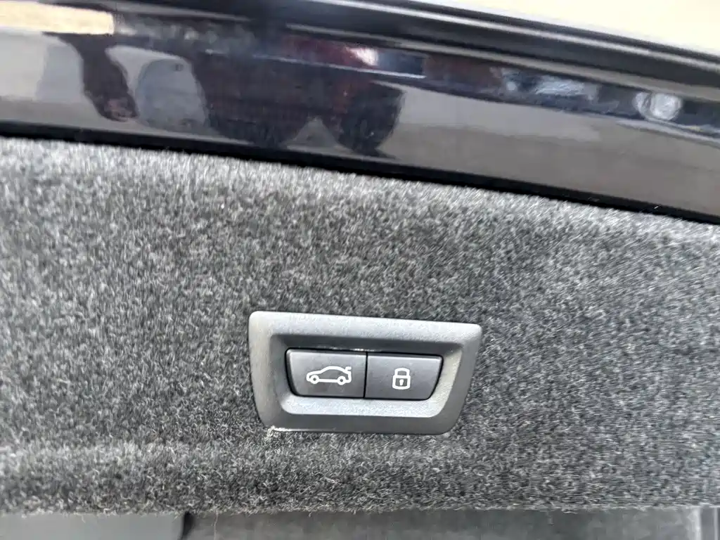 BMW 3 Series 2025 325Li M Sport Package