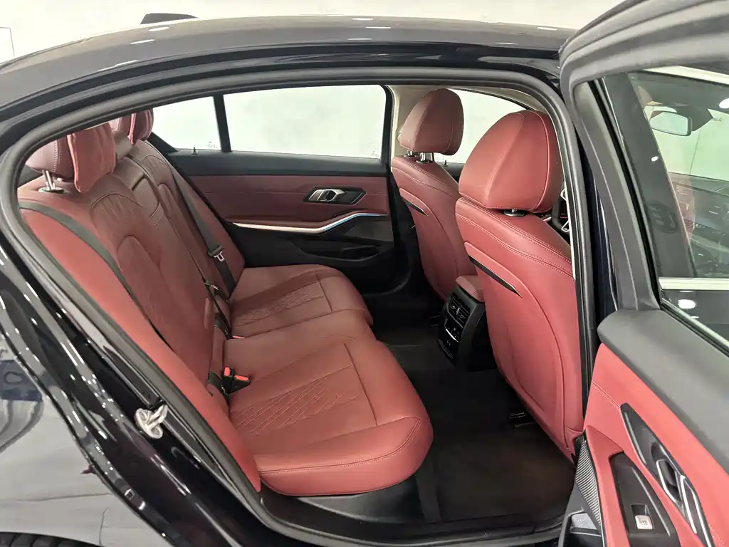 BMW 3 Series 2025 325Li M Sport Package