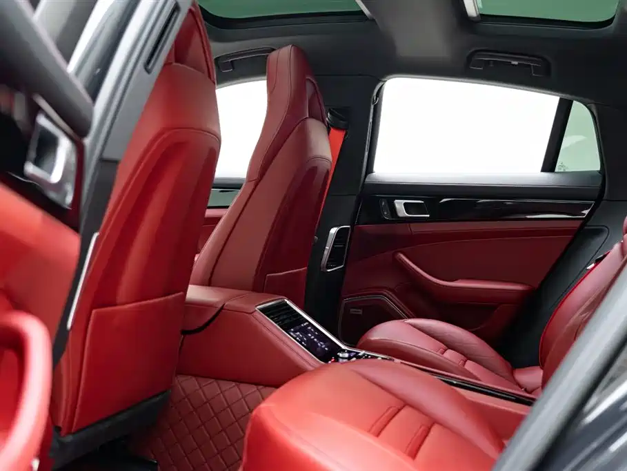 2022 Porsche Panamera 4S 2.9T