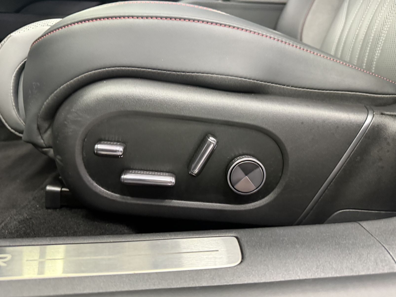 Zeekr 007 GT 2025 AWD Intelligent Driving Edition 75kWh