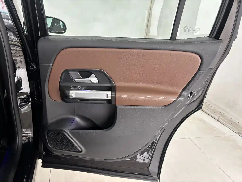 Mercedes-Benz GLB 2025 GLB 220 Fashion