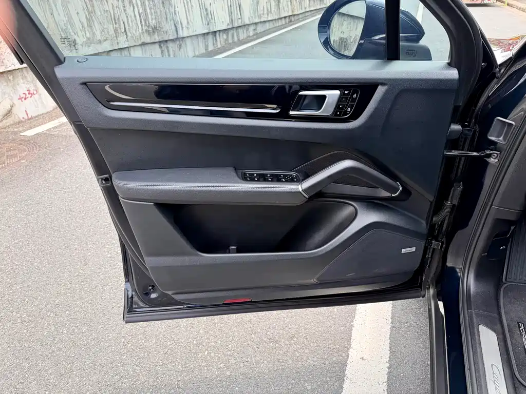 Porsche Cayenne 2019 Cayenne 3.0T