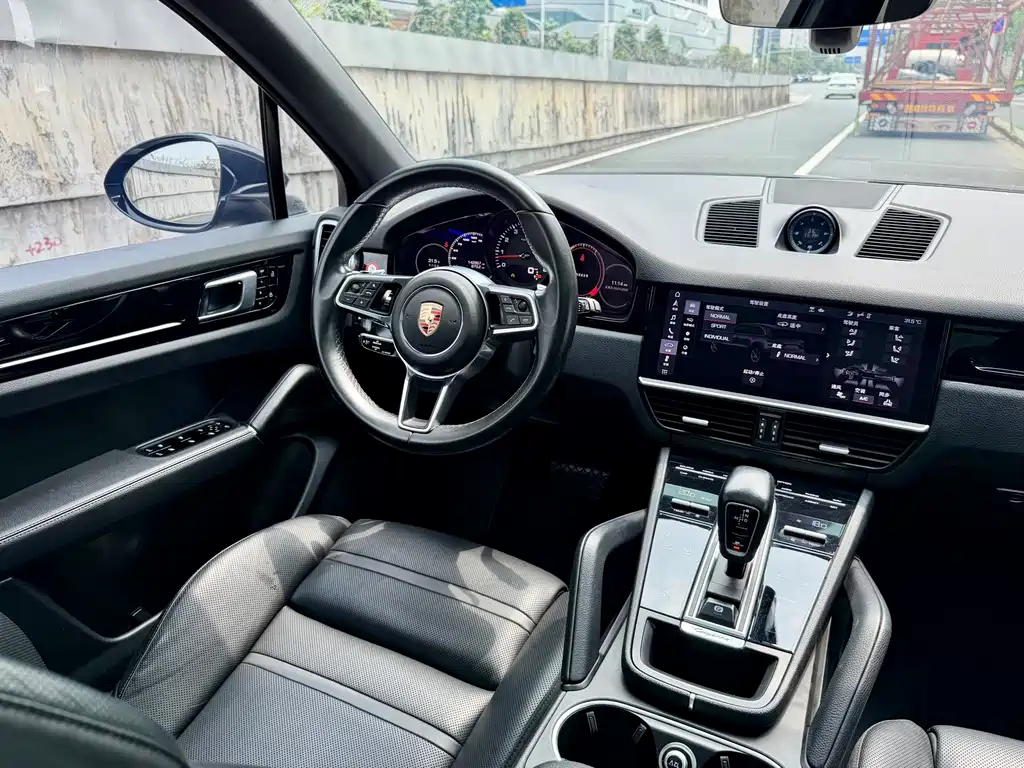 Porsche Cayenne 2019 Cayenne 3.0T
