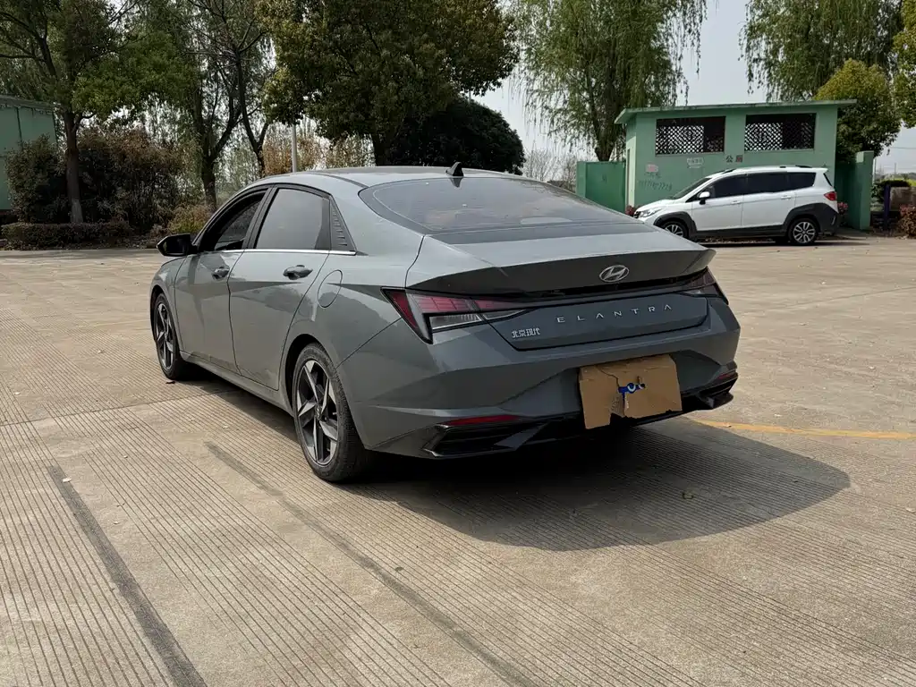Hyundai Elantra 2021 1.5L CVT GLX Elite Edition