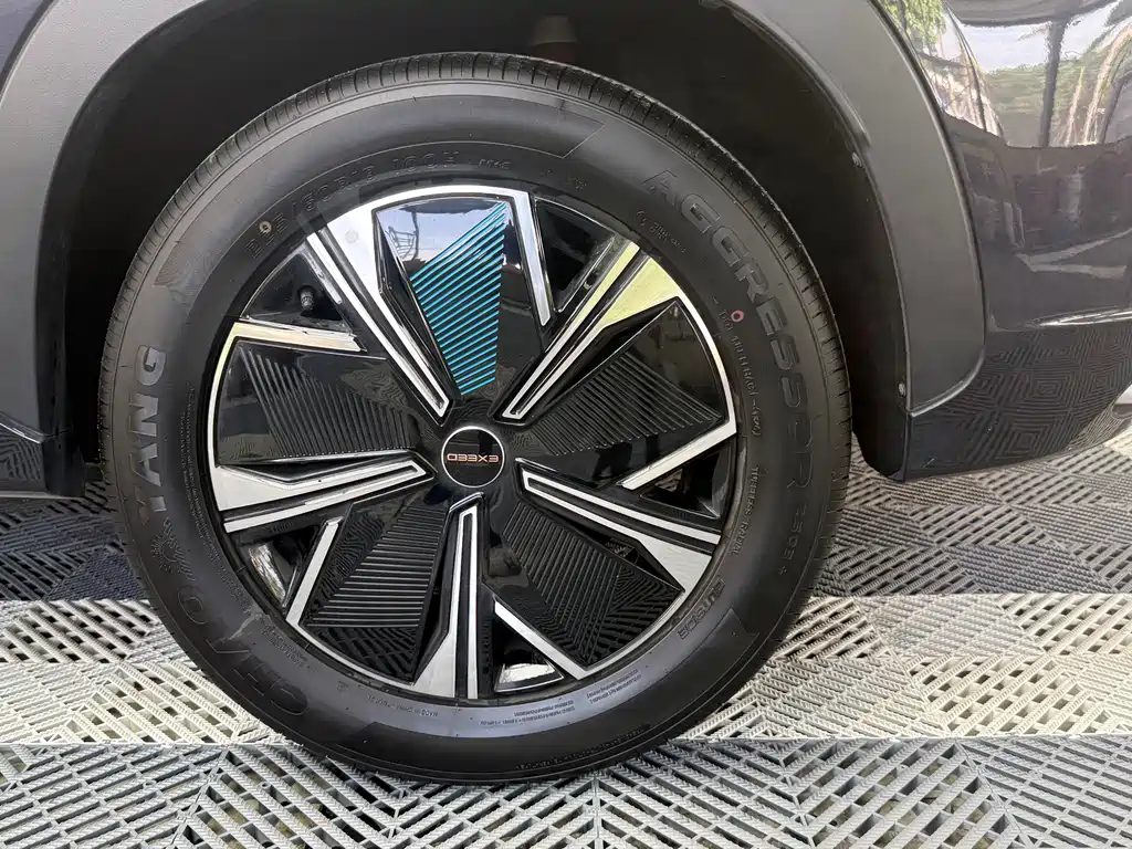 Exeed Lufeng C-DM 2024 C-DM 1.5TCI 105KM Luguan Edition