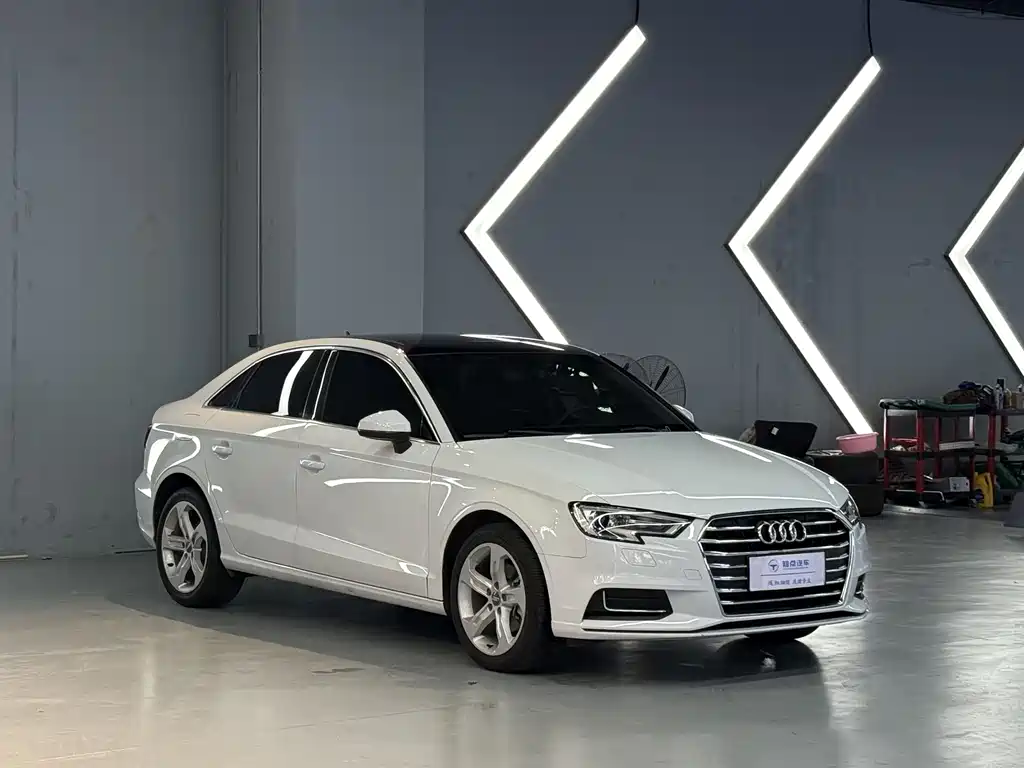 Audi A3 2020 Facelift Limousine 35 TFSI Entry Edition China VI