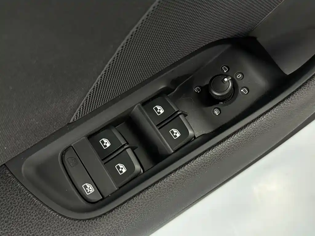 Audi A3 2020 Facelift Limousine 35 TFSI Entry Edition China VI