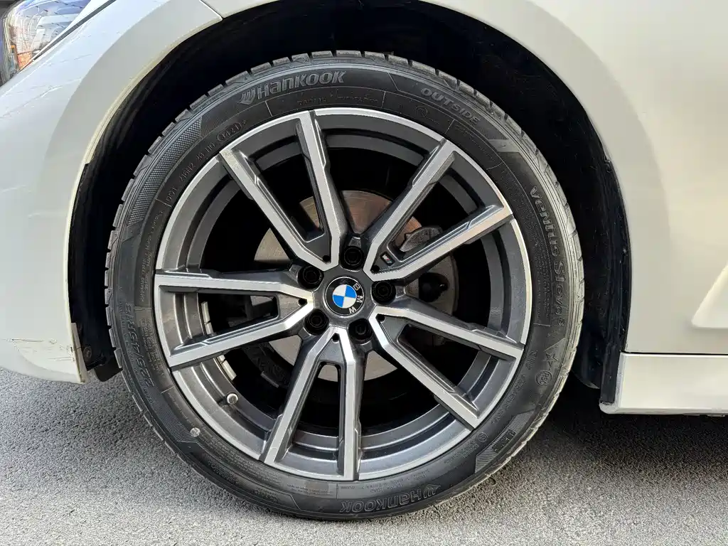 BMW 3 Series 2022 325Li M Sport Package