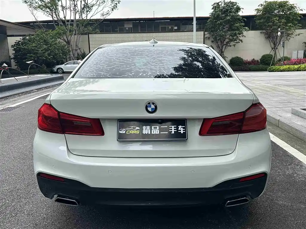 BMW 5 Series 2018 530Li Leading Edition M Sport Package