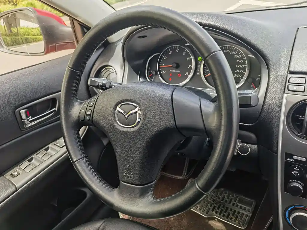 Mazda 6 2015 2.0L Automatic Fashion Edition