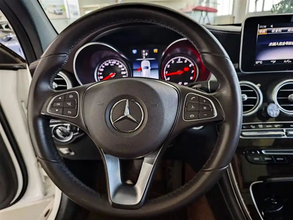 Mercedes-Benz GLC 260 4MATIC Luxury Edition 2018
