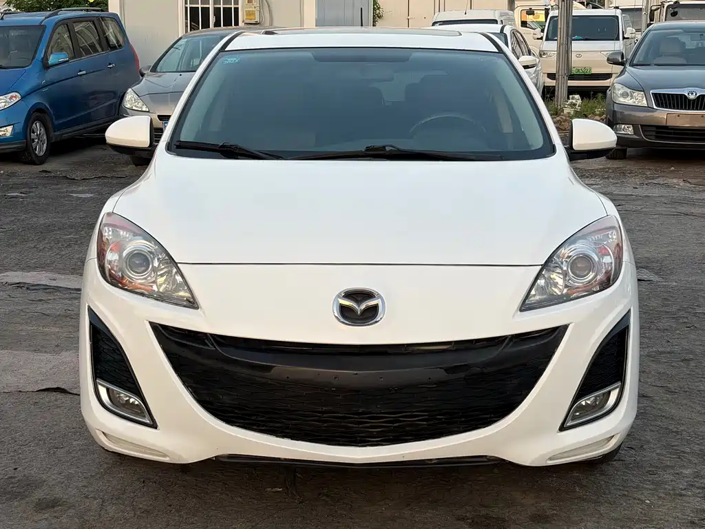 Mazda 3 Star 2013 Hatchback 1.6L Automatic Elite