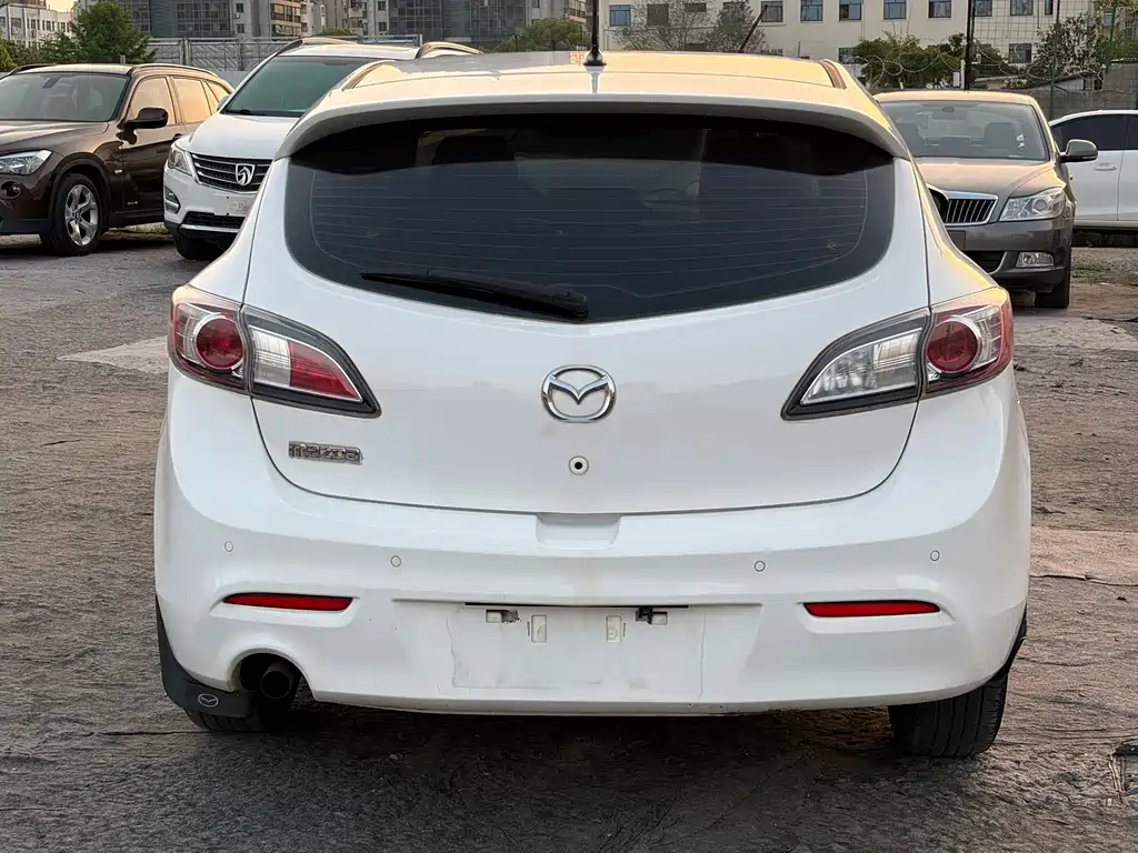 Mazda 3 Star 2013 Hatchback 1.6L Automatic Elite