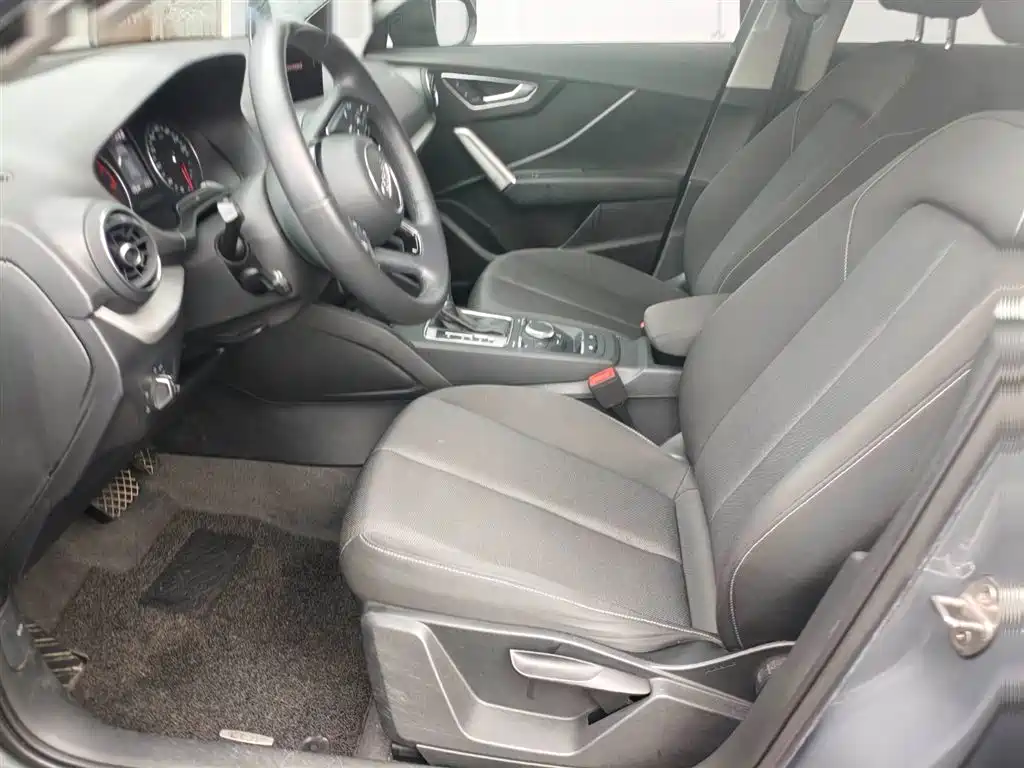 Audi Q2L 2020 35 TFSI