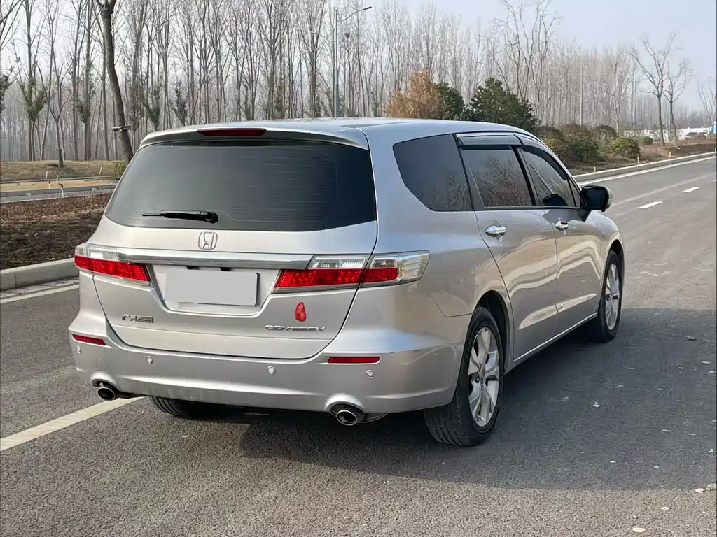 Honda Odyssey 2013 2.4L Luxury Edition