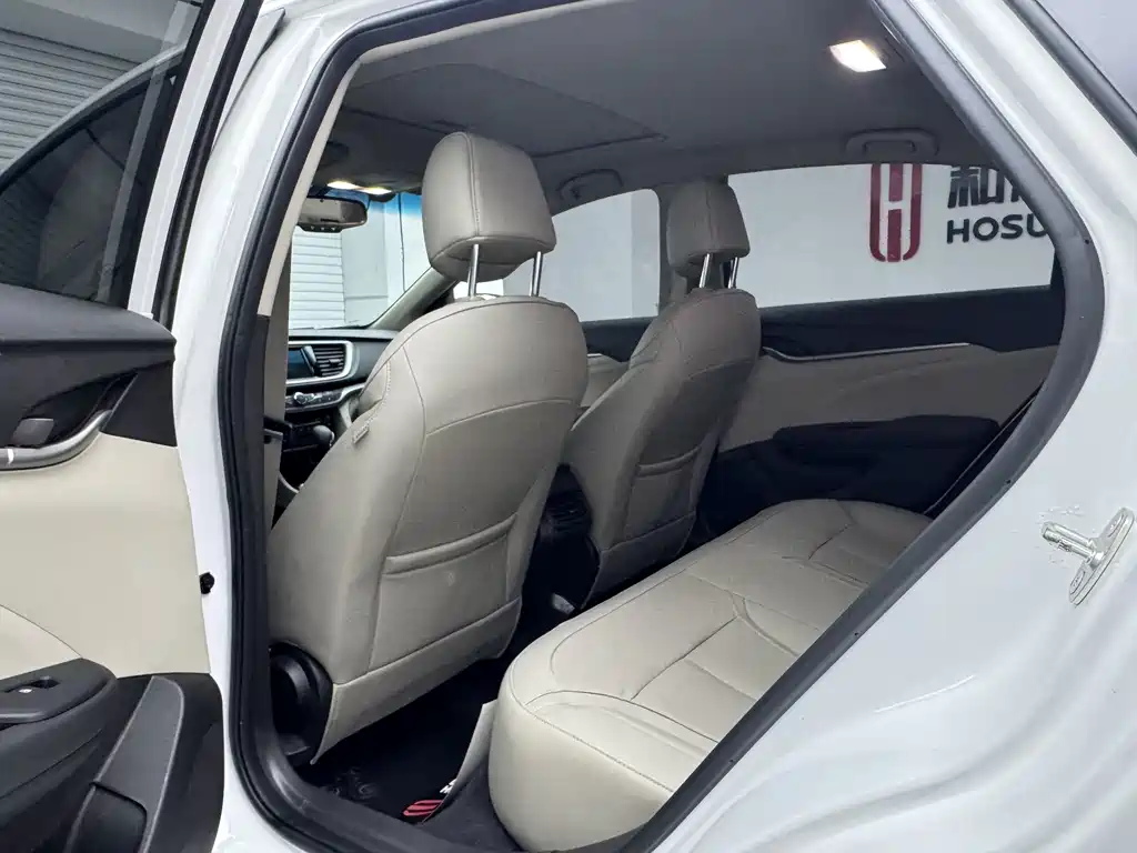 Buick Excelle GT 2019 15T DCT Interconnected Elite Edition China VI