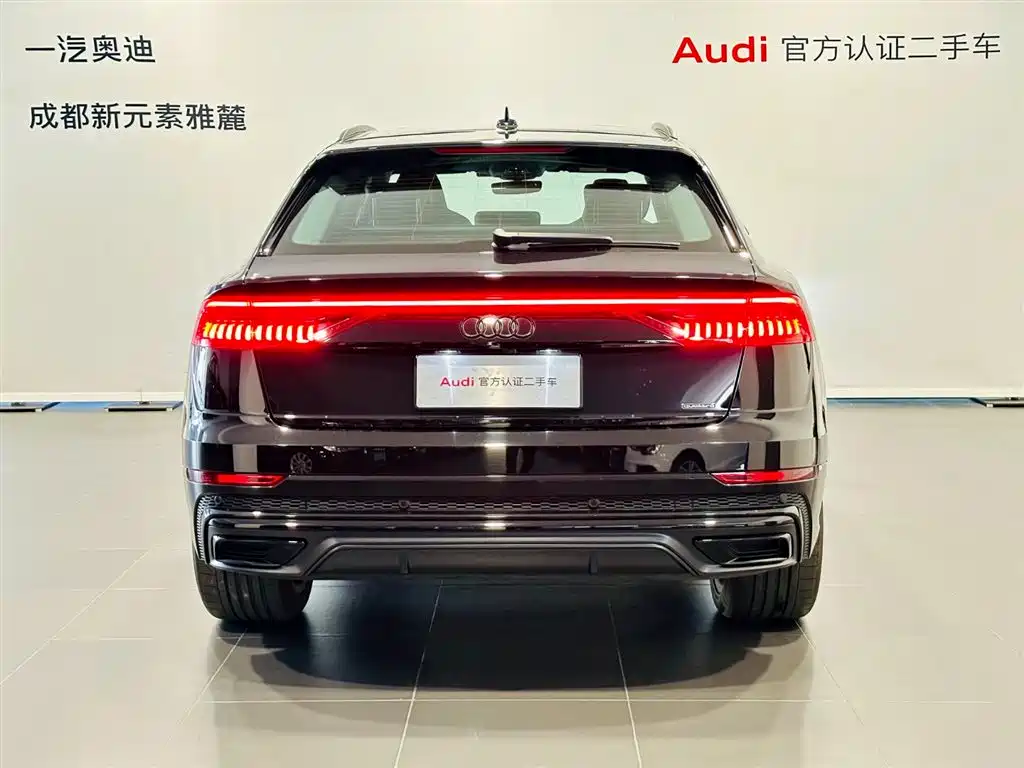 Audi Q8 2023 55 TFSI Premium Sport