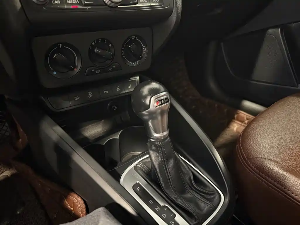 Audi A1 2014 30 TFSI Sportback Style