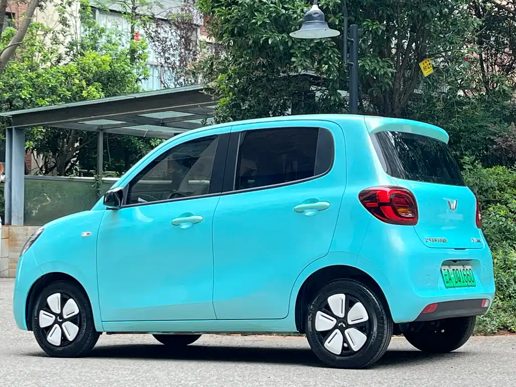 Hongguang MINIEV 2025 4th Generation 4-Door Advanced Edition