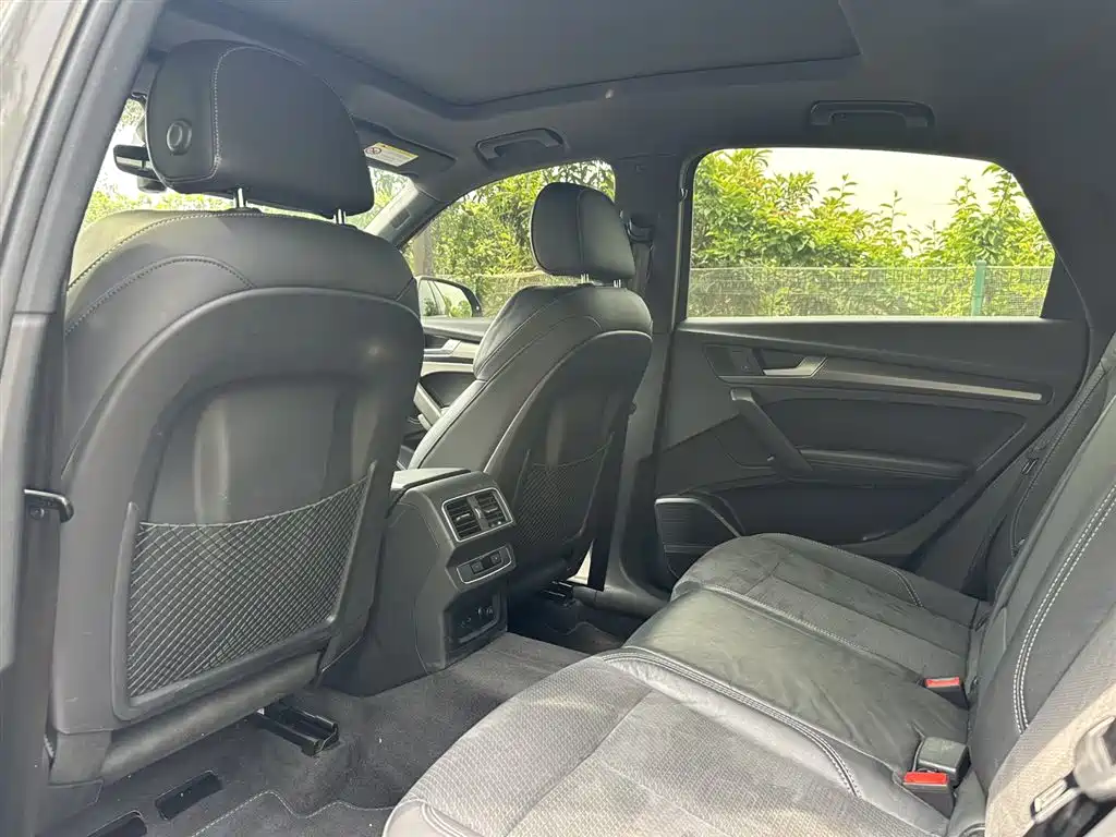 Audi Q5L Sportback 2021 40 TFSI Launch Edition