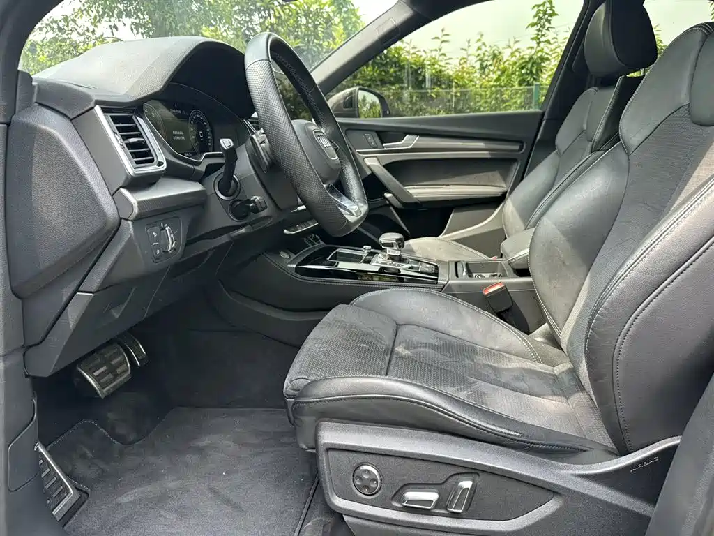Audi Q5L Sportback 2021 40 TFSI Launch Edition