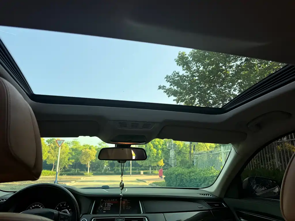 BMW 7 Series 2013 740Li xDrive