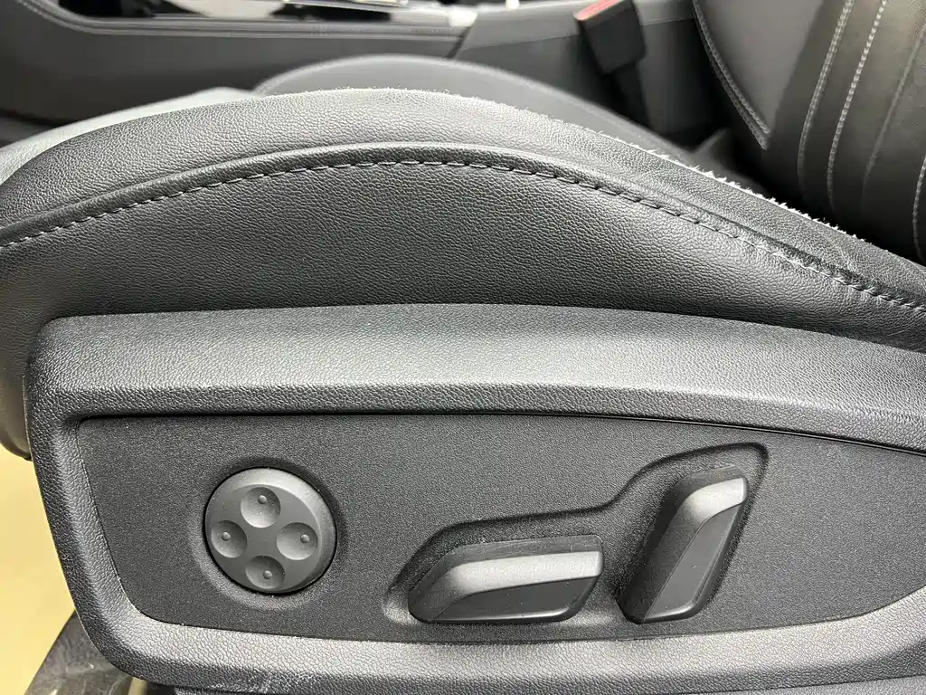 Audi Q5L 2021 40 TFSI Fashion Dynamic
