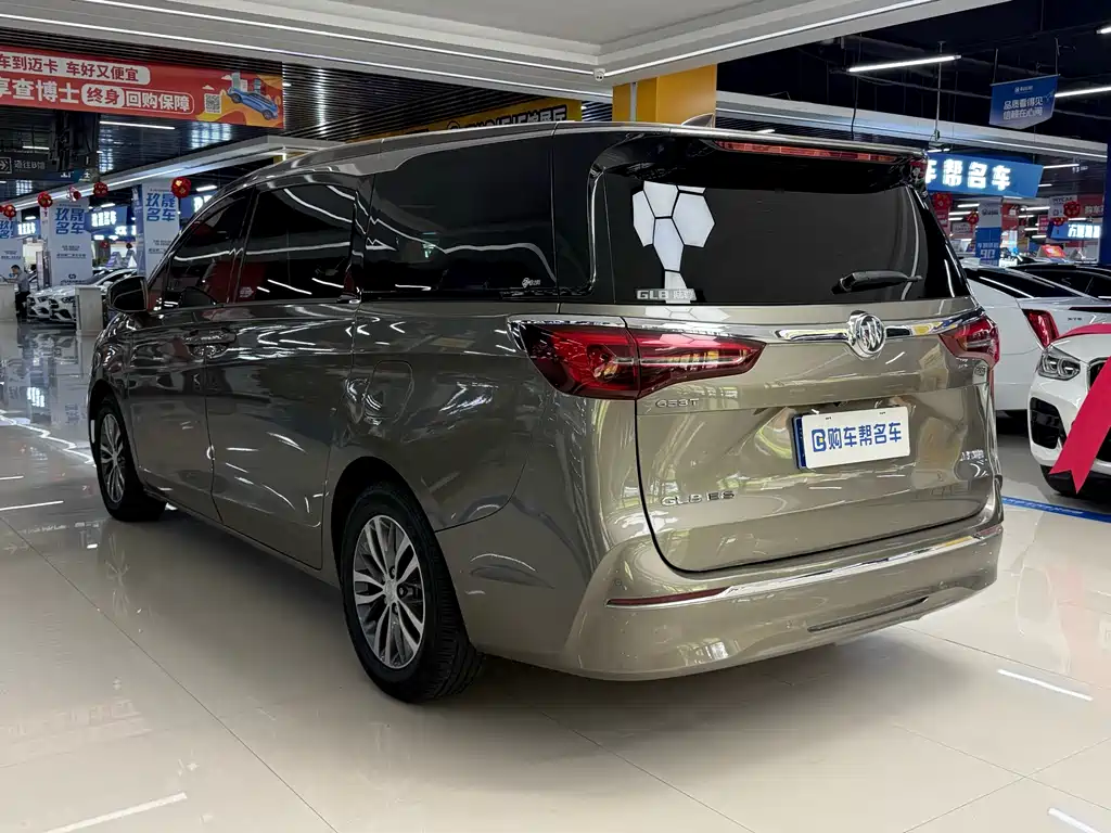 Buick GL8 2021 ES Luxury 653T Comfort Model