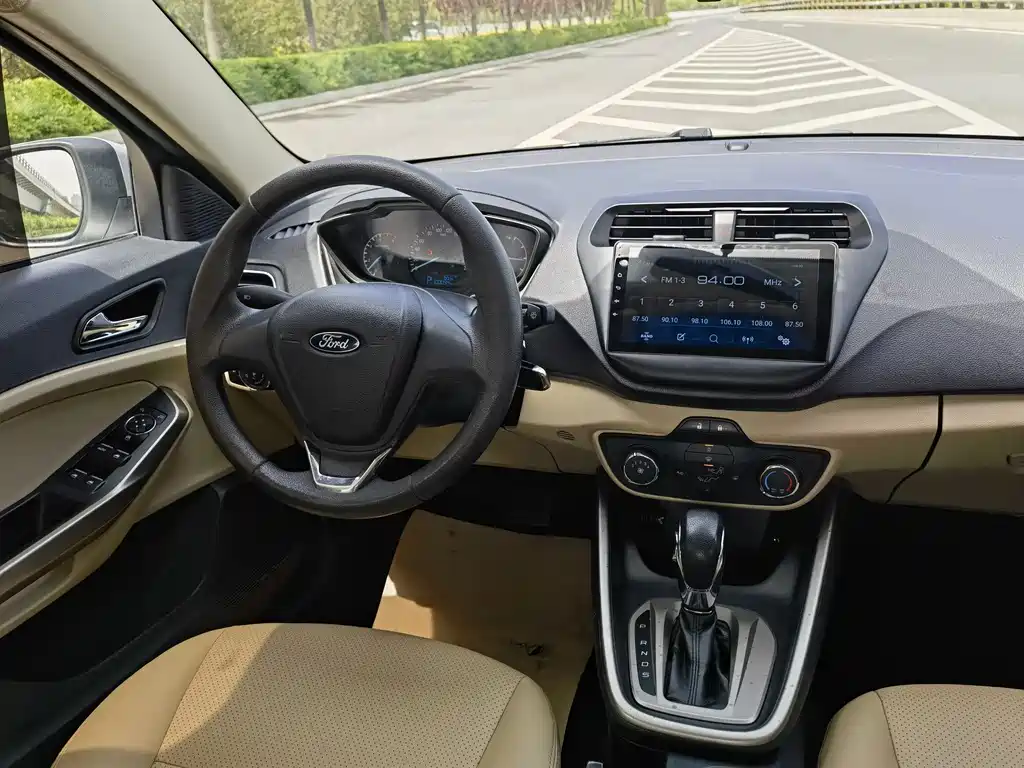 Ford Escort 2015 1.5L Automatic Comfort
