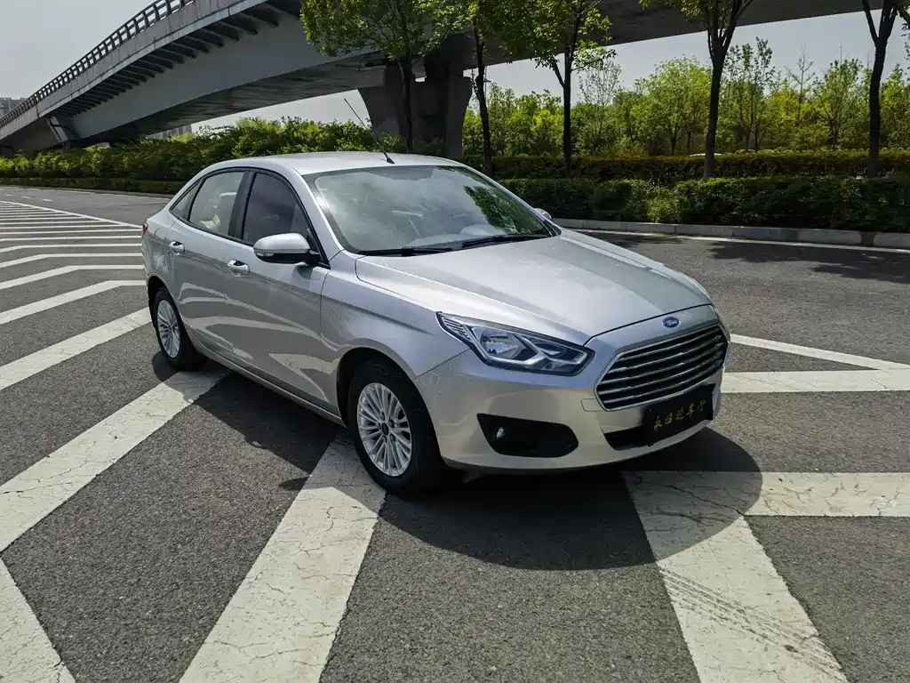 Ford Escort 2015 1.5L Automatic Comfort