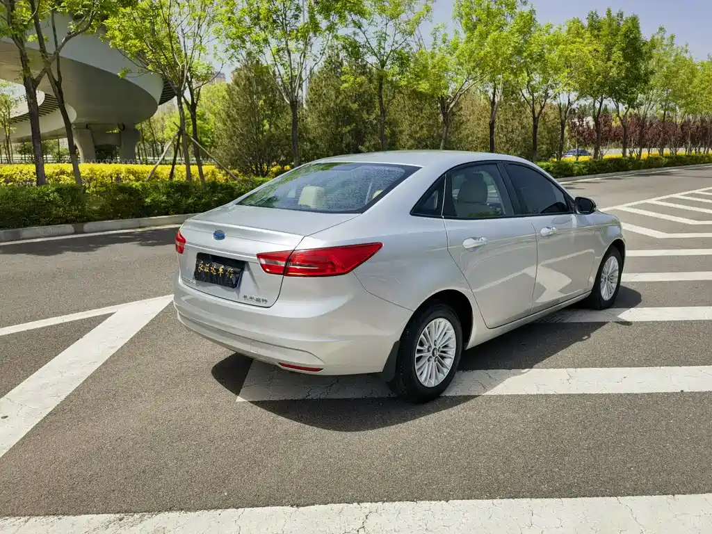 Ford Escort 2015 1.5L Automatic Comfort